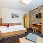Haus Iris Lech am Arlberg