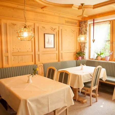 Guest house Iris Lech am Arlberg
